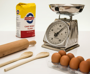 Measuring tools needed to follow a recipe in the kitchen